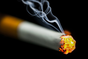 Une nouvelle étude pointe le tabac comme facteur de risque supplémentaire